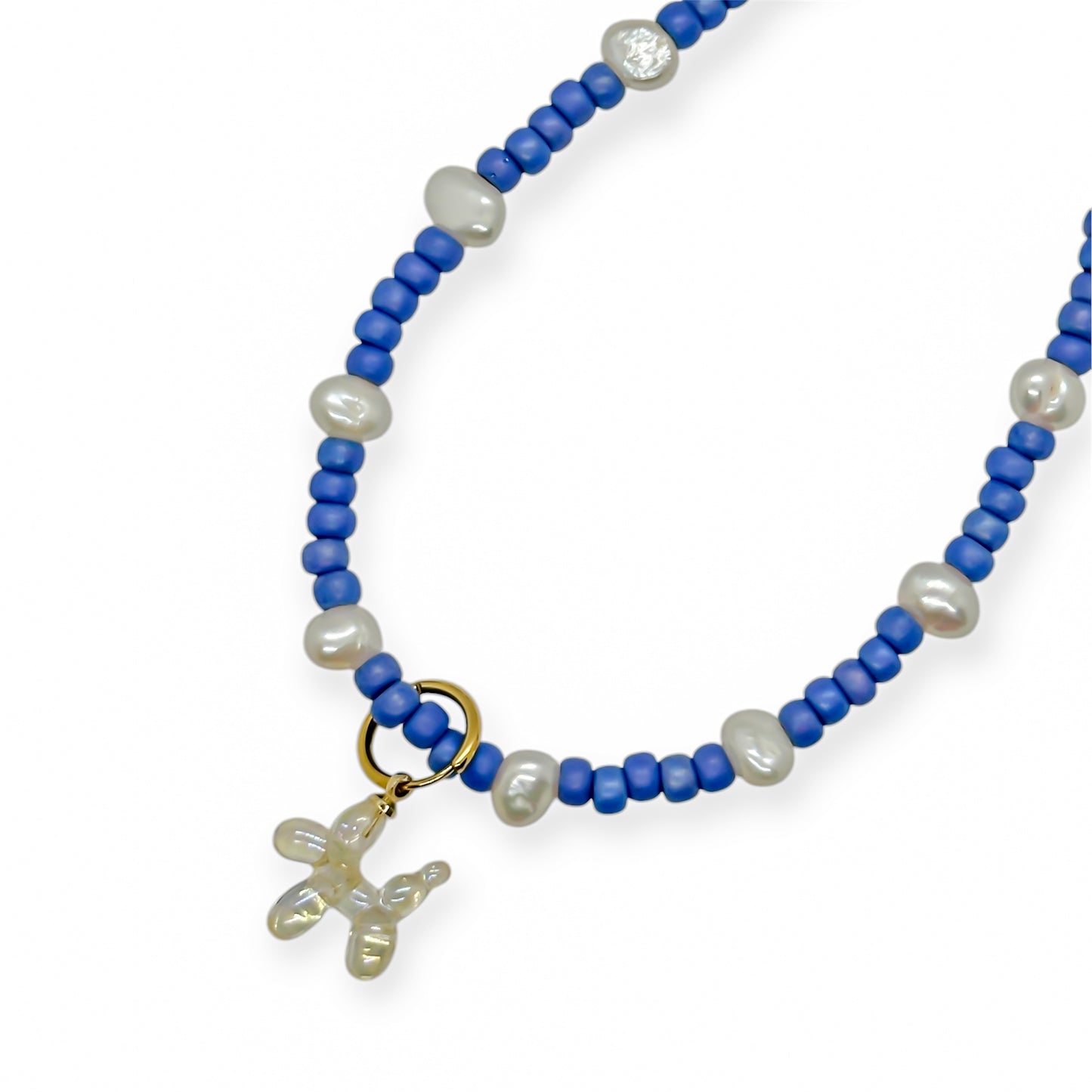 Denim pup met parels ketting